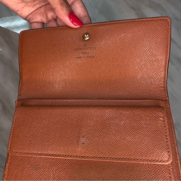 Louis Vuitton Trifold Wallet (Authentic) - Picture 6 of 14